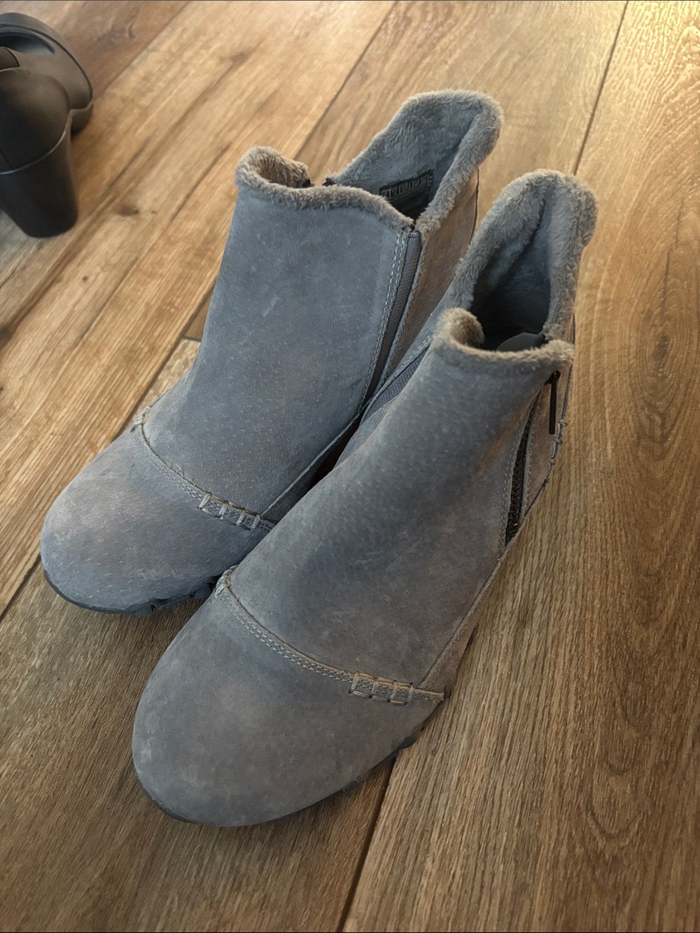 Skechers Bikers Zippiest Gray Suede Ankle Booties Women's Size 7